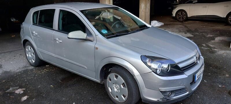 Grau Gebraucht 2005 Opel Astra Limousine | 1.400 € (Superpreis) - Bild 1/4