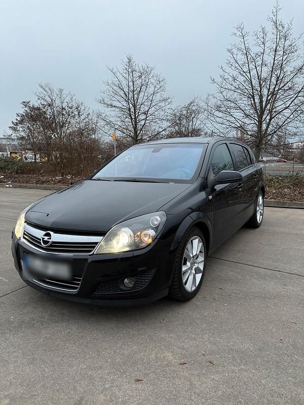 Schwarz Gebraucht 2009 Opel Astra Limousine | 6.500 € - Bild 1/4