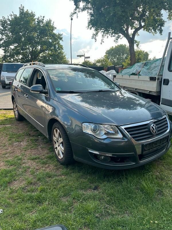 Gebraucht 2010 VW Passat Kombi | 2.300 € (Guter Preis) - Bild 1/4