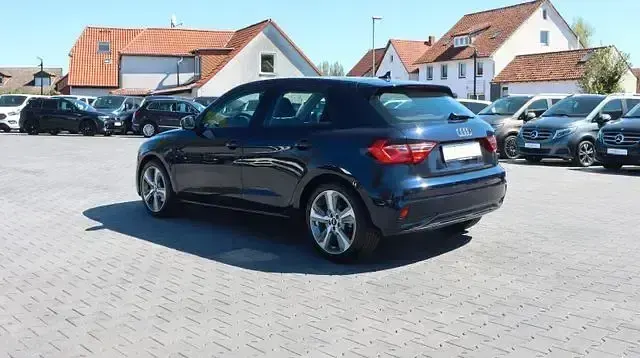 Używany Audi A1 Advanced Plus 150 KM (110 kW) 2021 Niebieski SUV