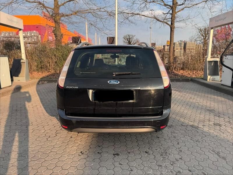 Usata Ford Focus 100 CV (73 kW) 2008 Nero Station wagon