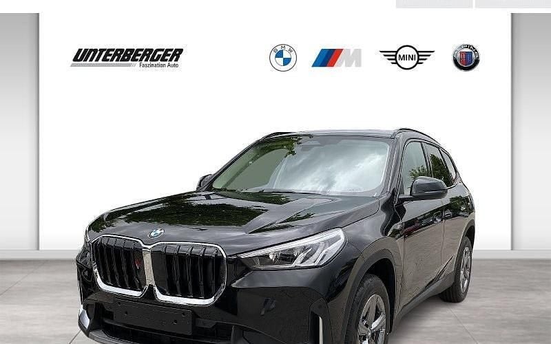 Schwarz Neu 2025 BMW X1 Shadowline SUV | 42.890 € (Superpreis) - Bild 1/4