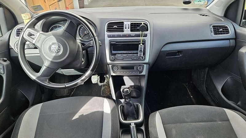 Gebraucht VW Polo Life 69 PS (50 kW) 2013 Schwarz Kleinwagen