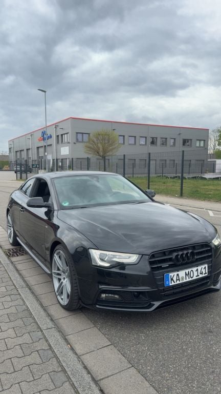 Schwarz Gebraucht 2012 Audi A5 Comfort Coupé | 16.950 € - Bild 1/4