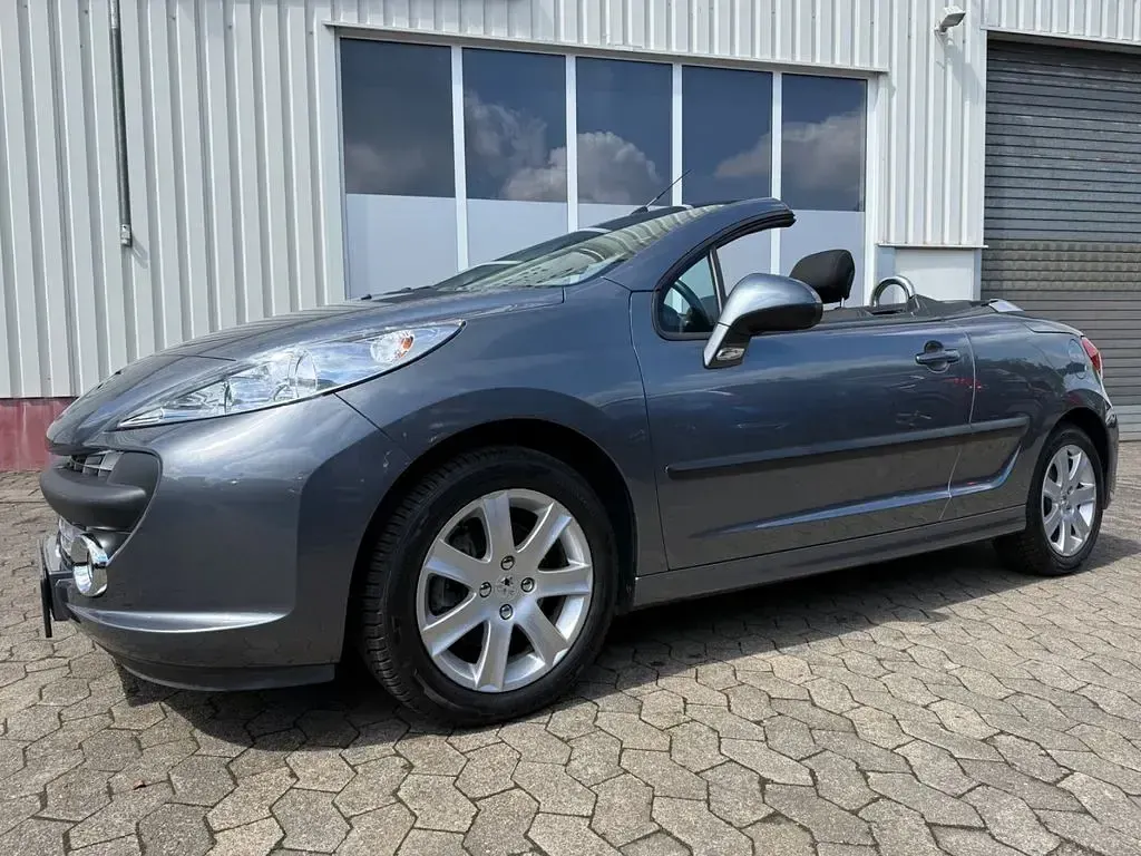 Gebraucht Peugeot 207 CC 120 PS (88 kW) 2008 Grau Cabrio