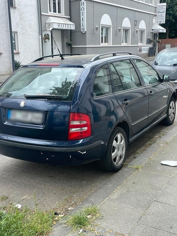 Blau Gebraucht 2003 Skoda Fabia Kombi | 500 € (Guter Preis) - Bild 1/2