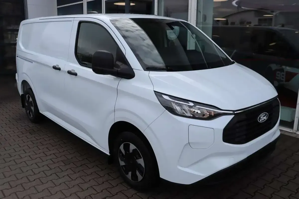 Occasion Ford Transit Custom 232 ch (170 kW) 2025 Blanc Citadine