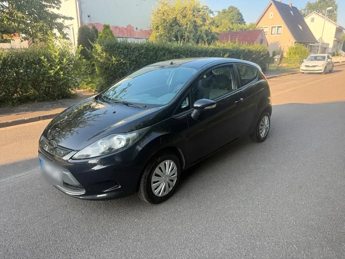 Gebraucht Ford Fiesta 65 PS (47 kW) 2009 Blau Kleinwagen