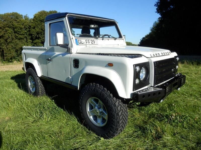 Weiß Gebraucht 2002 Land Rover Defender SUV | 39.990 € (Etwas zu teuer) - Bild 1/4