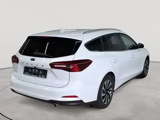 Gebraucht Ford Focus Titanium X 120 PS (88 kW) 2023 Frozen white Kombi