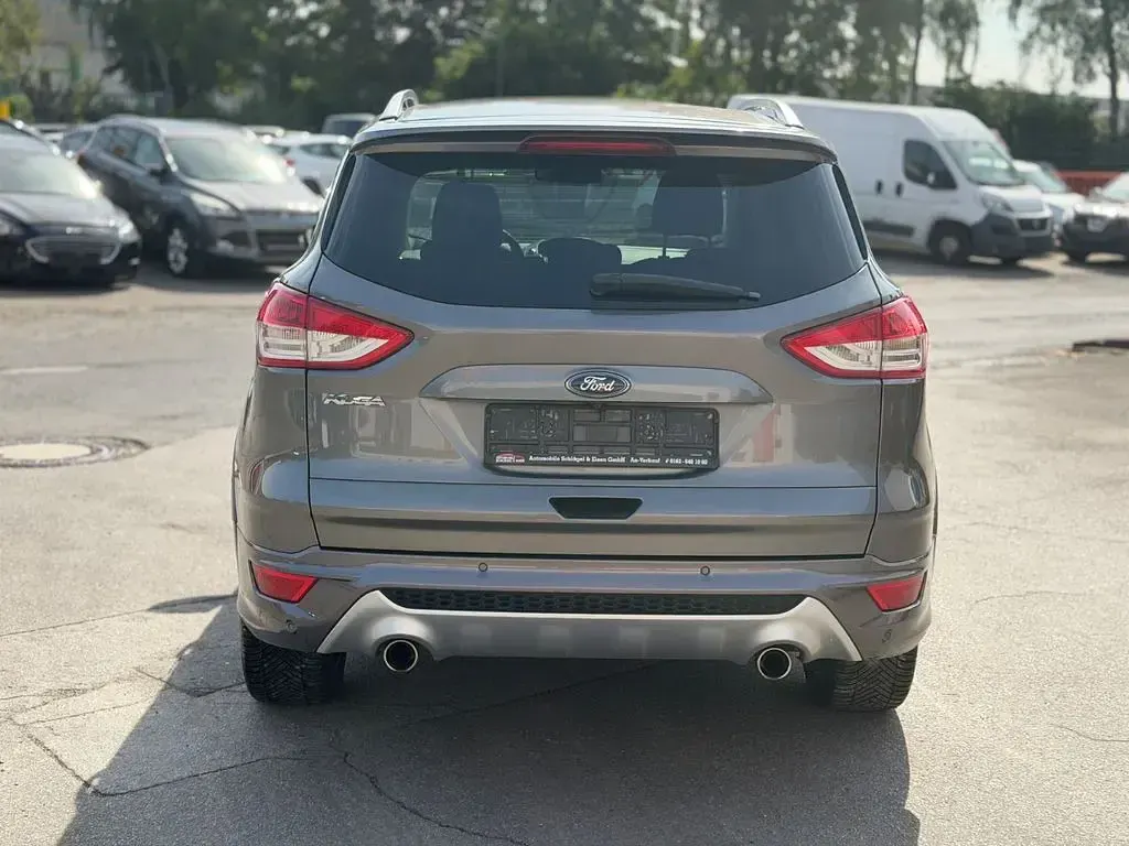 Gebraucht Ford Kuga Individual 163 PS (119 kW) 2014 Grau SUV