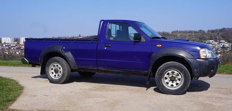 Gebraucht Nissan Navara 133 PS (97 kW) 2003 Blau Pickup