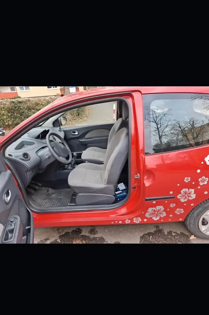 Usata Renault Twingo 58 CV (42 kW) 2009 Rosso Utilitaria