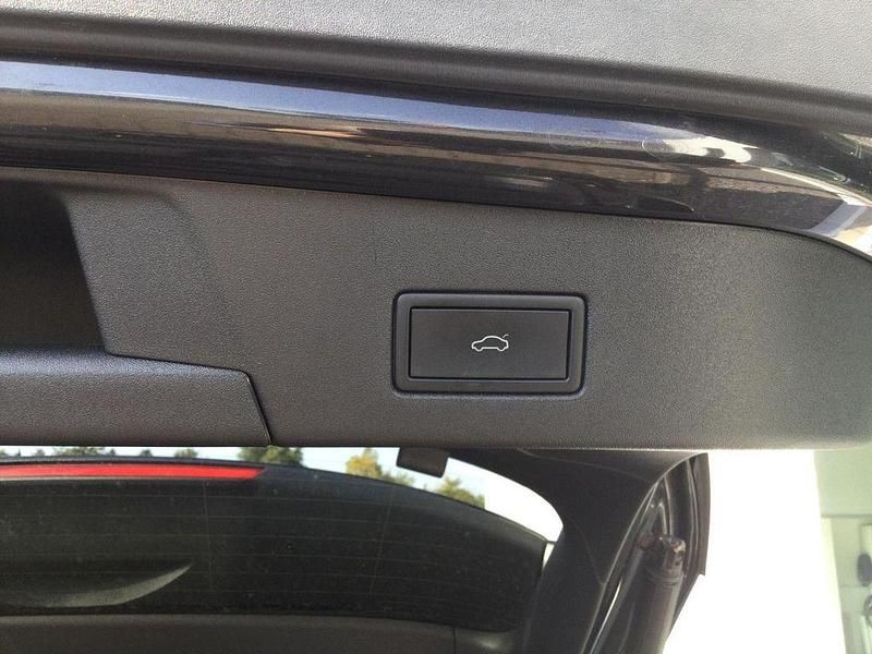 Gebraucht VW ID.4 Pro Performance 150 kW (204 PS) 2022 Mangangrau metallic SUV