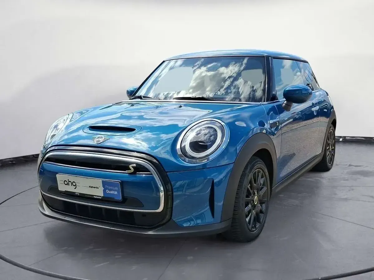 Gebraucht Mini Cooper SE Classic 135 kW (184 PS) 2023 Blau Kleinwagen