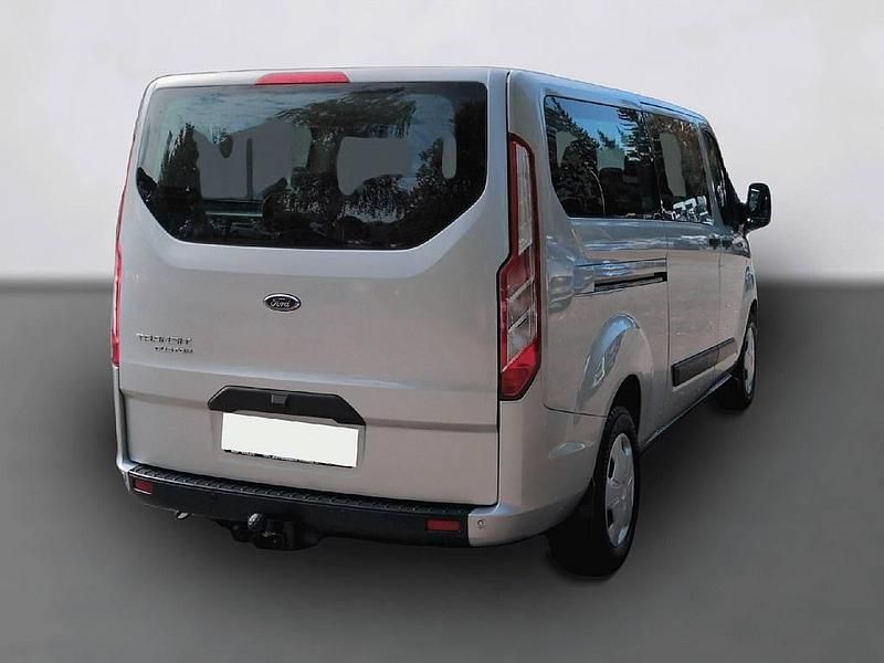 Gebraucht Ford Transit Custom Trend 131 PS (96 kW) 2019 Silber Limousine
