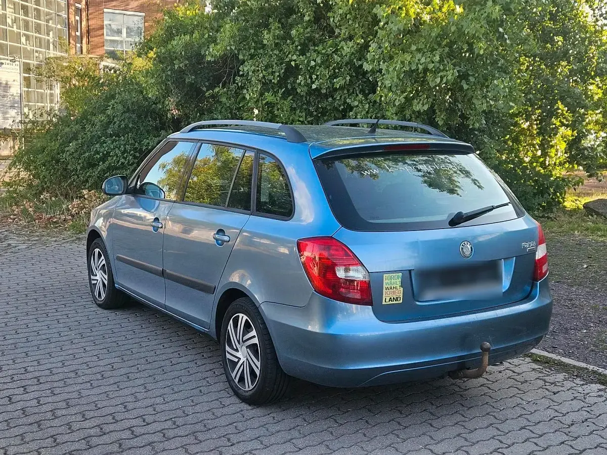 Gebraucht Skoda Fabia 2009 Blau Kombi