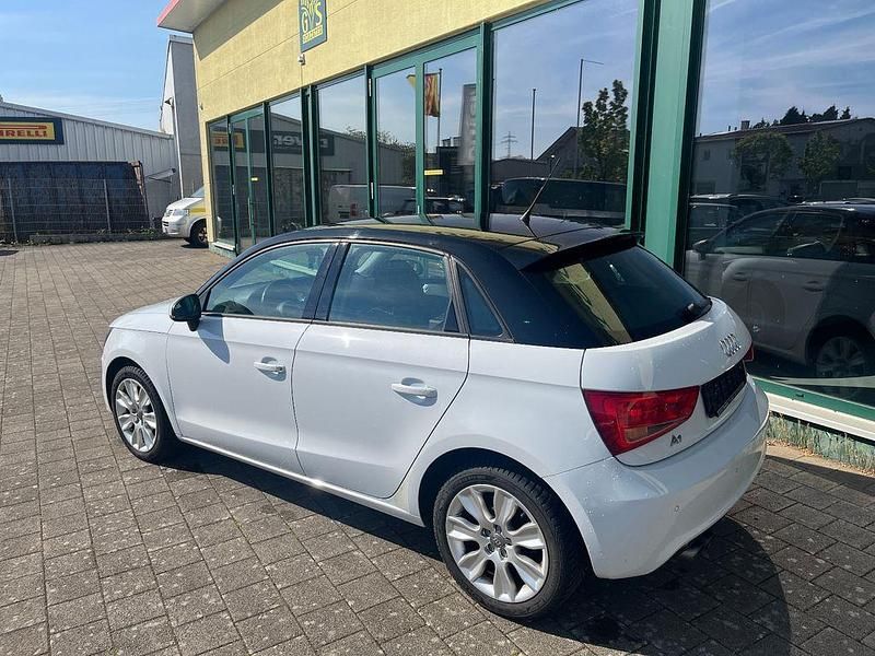 Gebraucht Audi A1 Sportback Ambition 122 PS (89 kW) 2014 Weiß Kleinwagen
