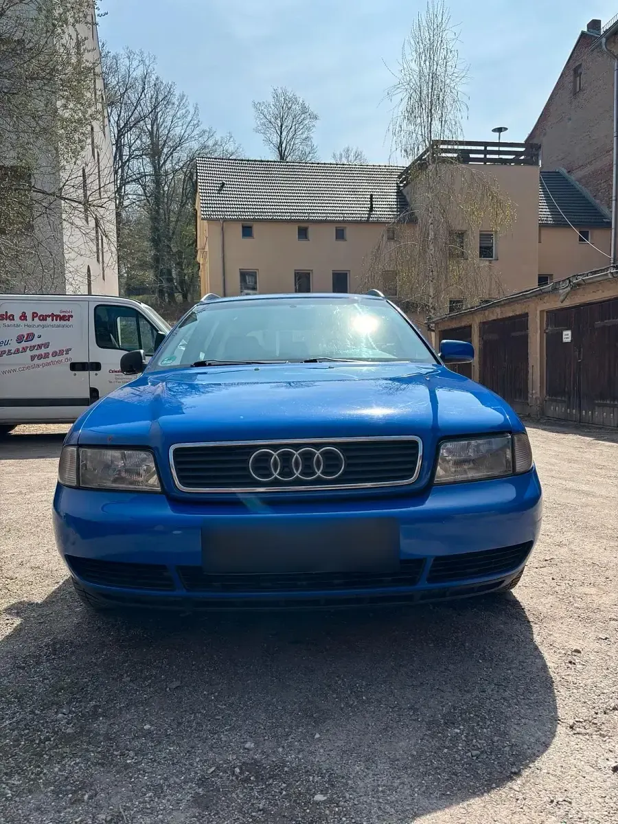 Gebraucht Audi A4 150 PS (110 kW) 1998 Blau Kombi