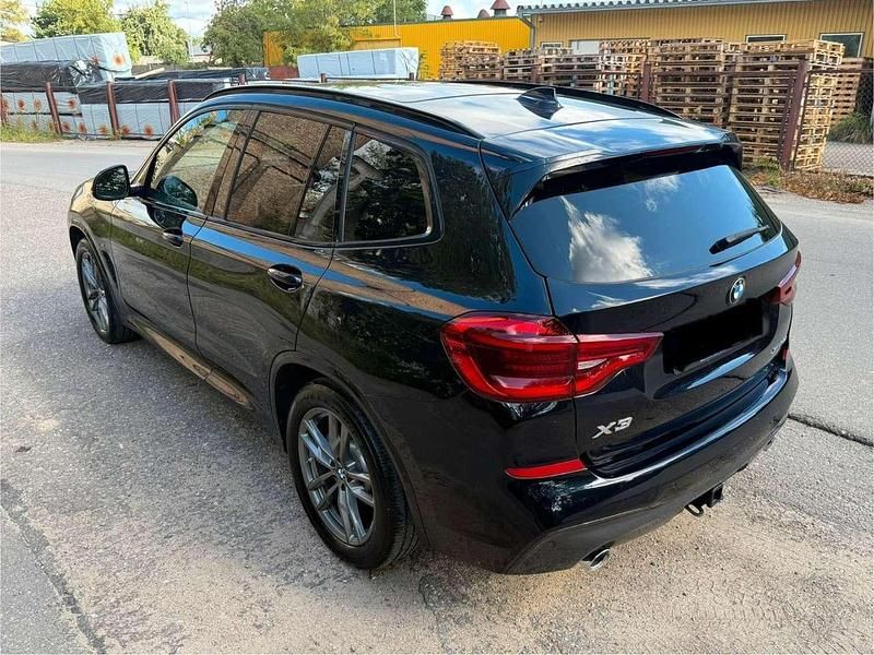 Gebraucht BMW X3 M Sport 252 PS (185 kW) 2019 Carbonschwarz SUV