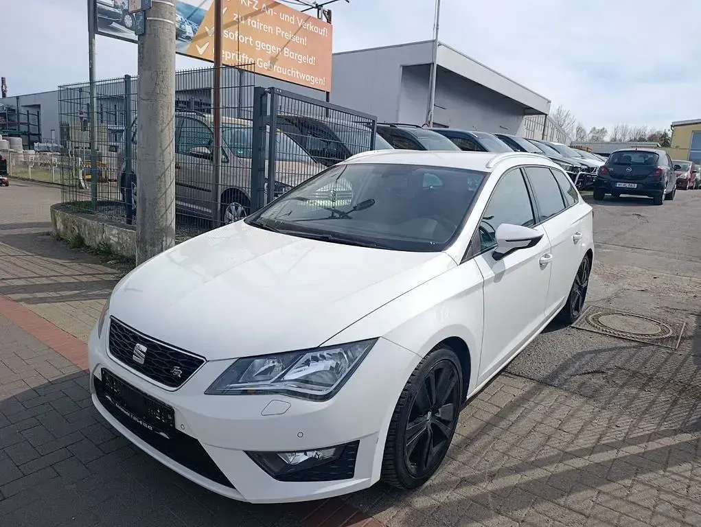 Gebraucht Seat Leon ST FR 140 PS (102 kW) 2014 Weiß Kombi
