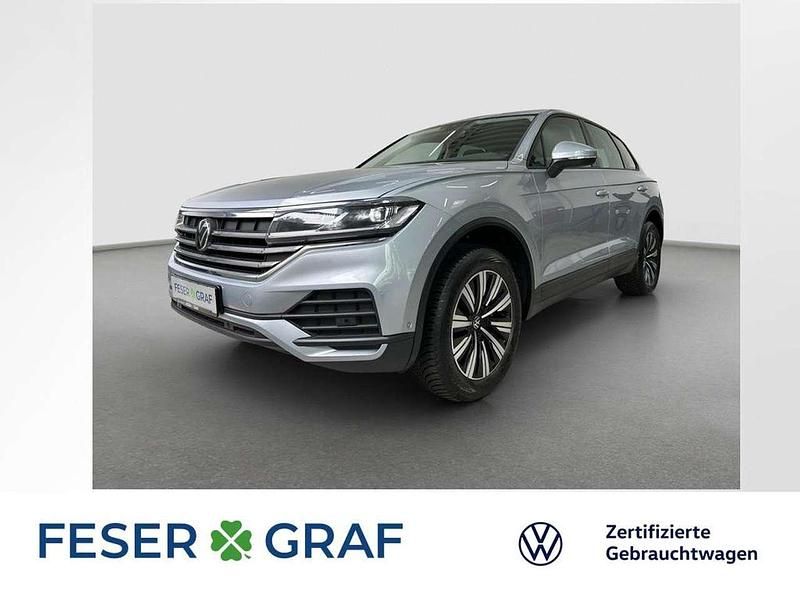Oyster silver metallic Gebraucht 2024 VW Touareg Basis SUV | 56.880 € - Bild 1/1