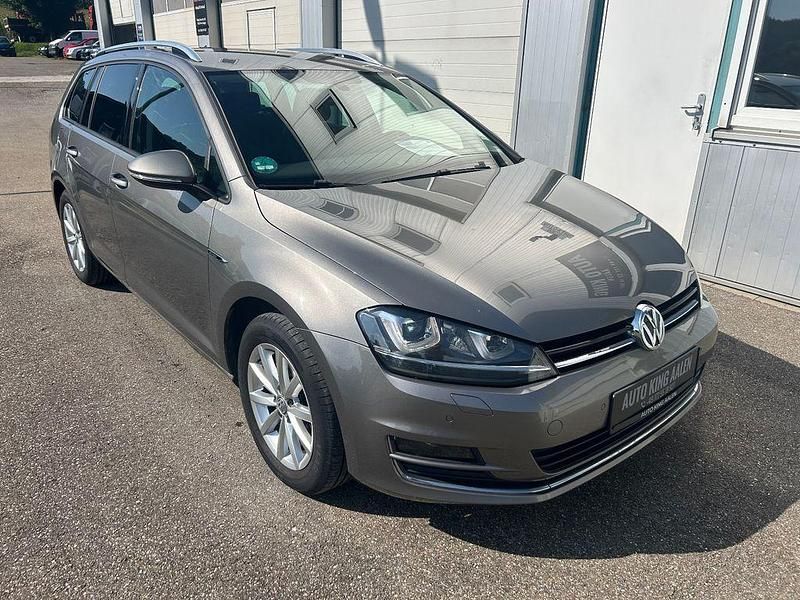 Grau Gebraucht 2015 VW Golf VII LOUNGE Kombi | 7.900 € (Guter Preis) - Bild 1/4