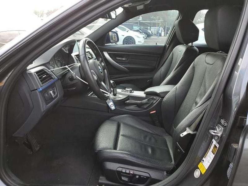 Gebraucht BMW 328 M Sport 245 PS (180 kW) 2013 Limousine