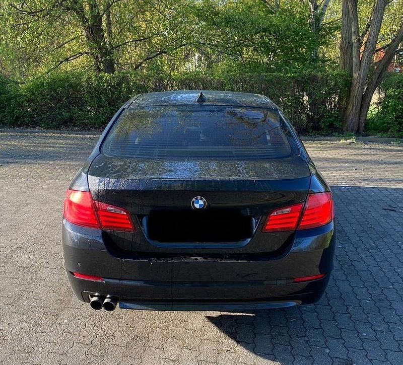 Usata BMW 525 218 CV (160 kW) 2012 Nero Berlina