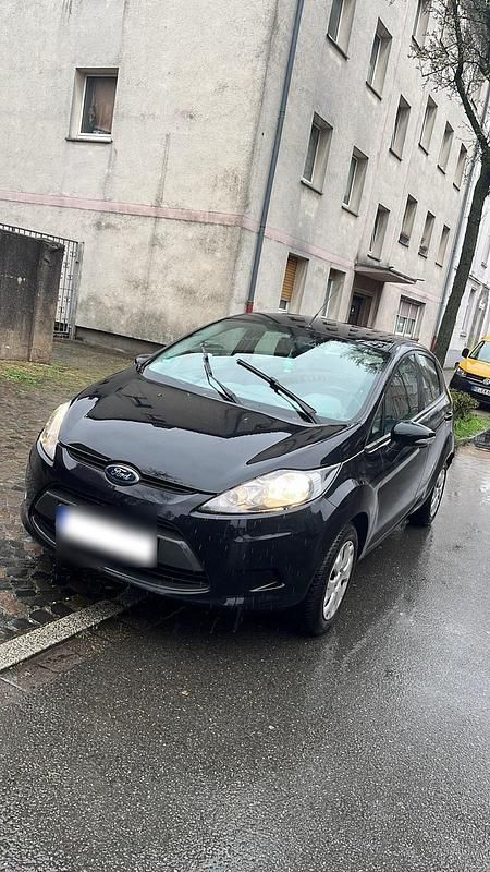 Gebraucht Ford Fiesta 70 PS (51 kW) 2011 Schwarz Kleinwagen