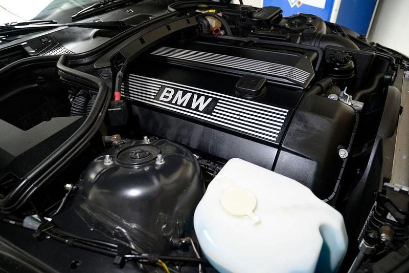 Gebraucht BMW Z3 Performance 231 PS (169 kW) 2002 Saphirschwarz (metallic) Coupé