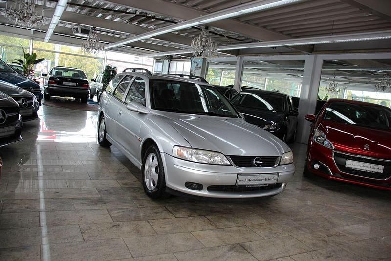 Gebraucht Opel Vectra 101 PS (74 kW) 2001 Grau Kombi
