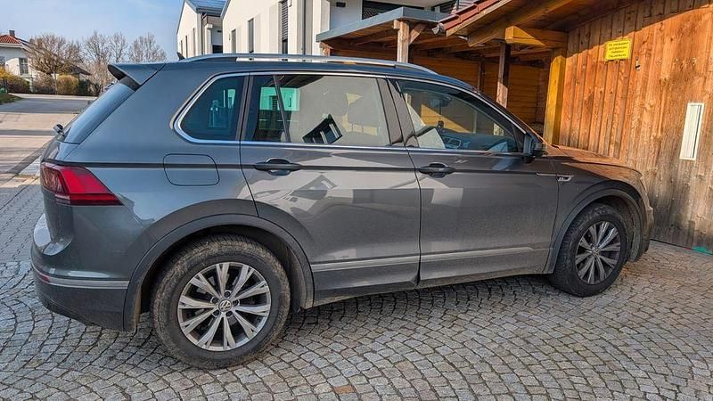 Gebraucht VW Tiguan Allspace 179 PS (131 kW) 2017 Grau SUV