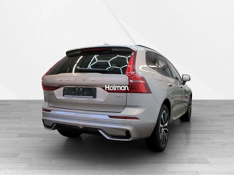 Gebraucht Volvo XC60 Plus 197 PS (144 kW) 2024 Grau SUV