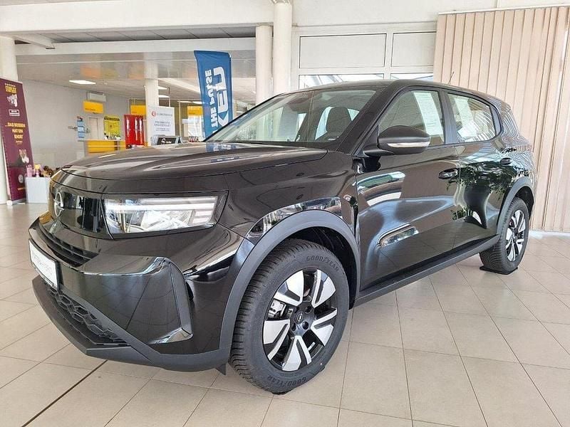 Neu Opel Frontera Edition 110 PS (80 kW) 2025 Karbonschwarz SUV