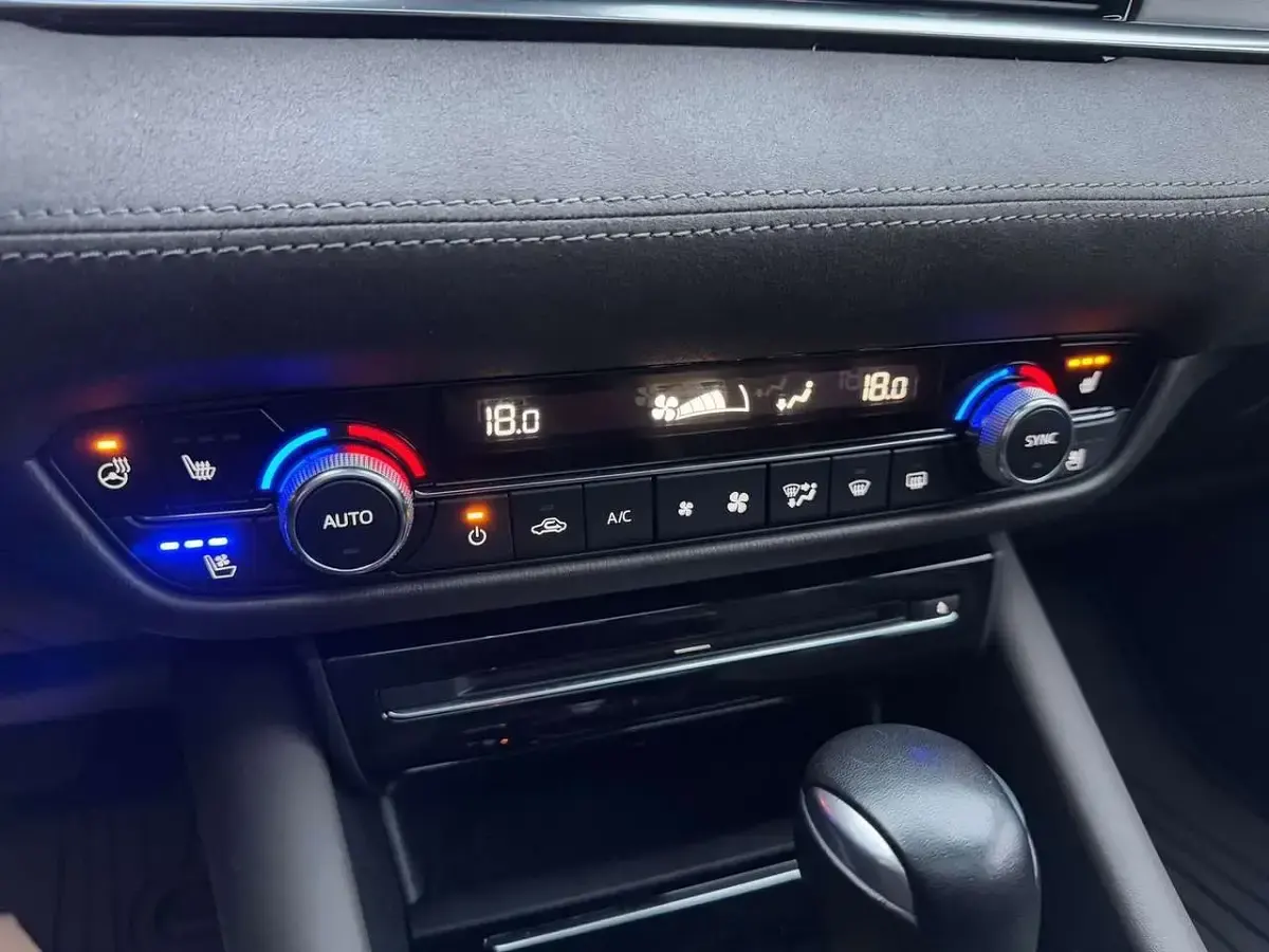Gebraucht Mazda 6 Sports-Line 184 PS (135 kW) 2019 Machine gray Kombi
