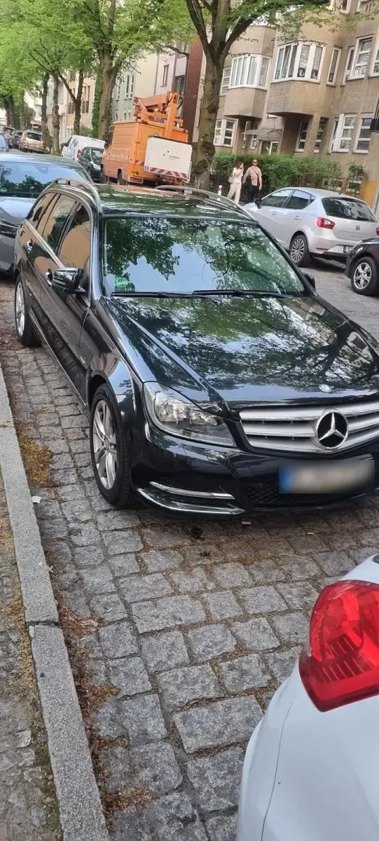 Gebraucht Mercedes C200 184 PS (135 kW) 2011 Schwarz Kombi
