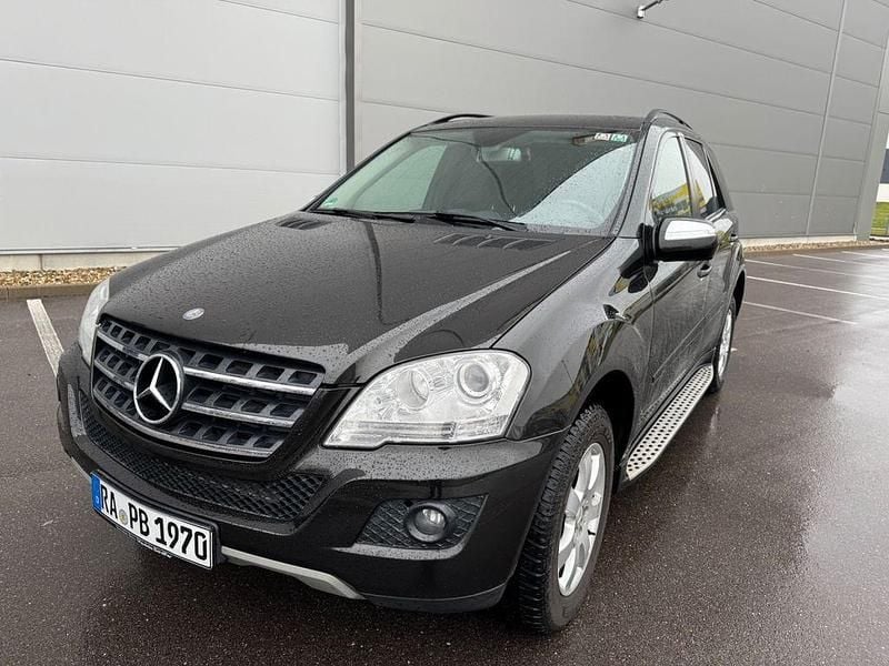 Gebraucht Mercedes ML300 204 PS (150 kW) 2010 SUV