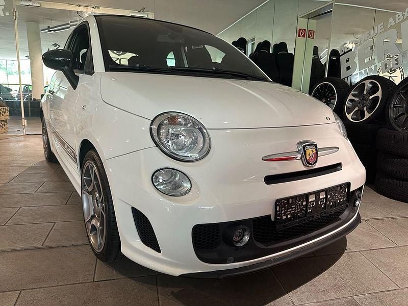 Weiß Gebraucht 2012 Abarth 500C Cabrio | 12.490 € (Etwas zu teuer) - Bild 1/4