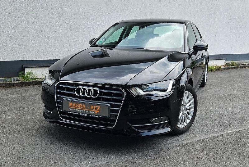 Schwarz Gebraucht 2016 Audi A3 Sportback Ambiente Limousine | 14.500 € (Fairer Preis) - Bild 1/4