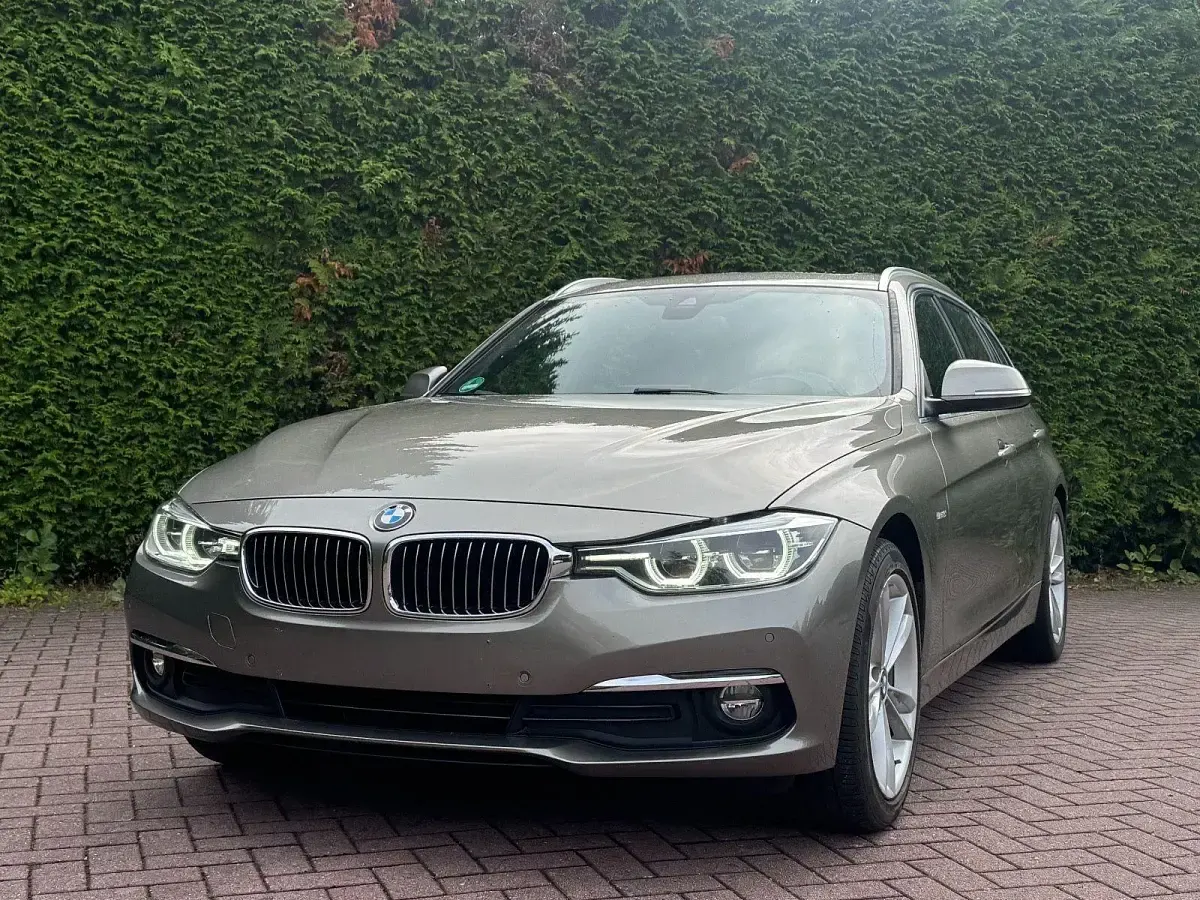 Gebraucht BMW 320 Luxury Line 190 PS (139 kW) 2015 Grau Kombi