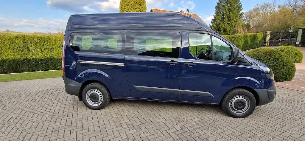 Second-hand Ford Transit Custom 131 CP (96 kW) 2017 Albastru Monovolum