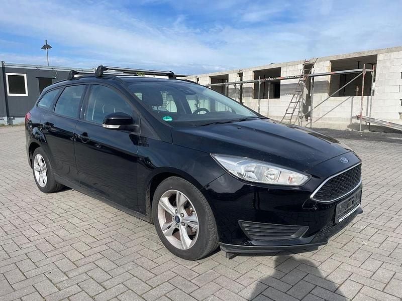 Gebraucht Ford Focus S 125 PS (91 kW) 2018 Schwarz Limousine