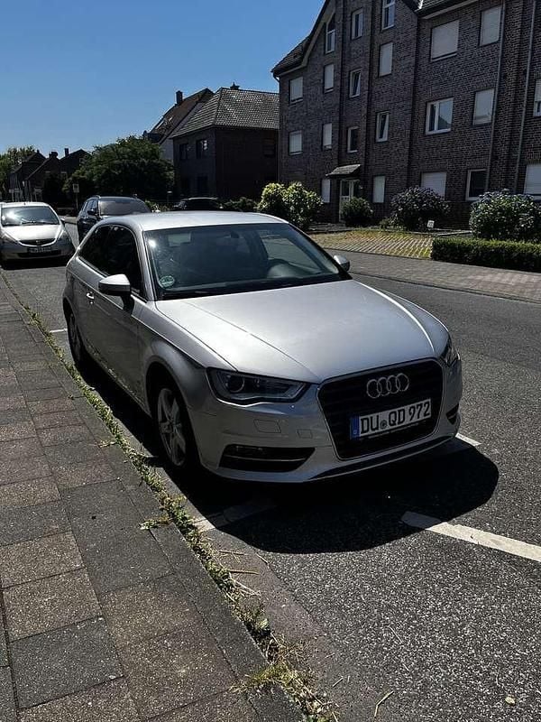 Gebraucht 2013 Audi A3 Attraction Limousine | 6.800 € (Superpreis) - Bild 1/4