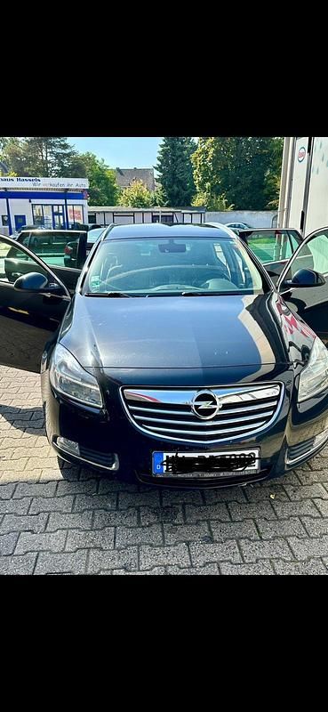 Schwarz Gebraucht 2013 Opel Insignia Kombi | 2.500 € (Superpreis) - Bild 1/4