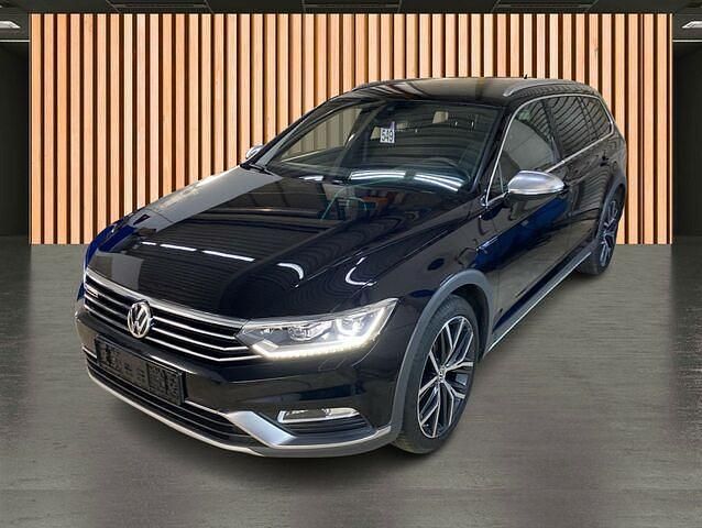 Schwarz Gebraucht 2018 VW Passat Alltrack Kombi | 21.980 € (Superpreis) - Bild 1/2