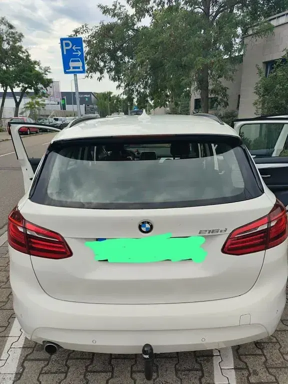 Gebraucht BMW 216 Active Tourer 116 PS (85 kW) 2015 Weiß Van / Kleinbus