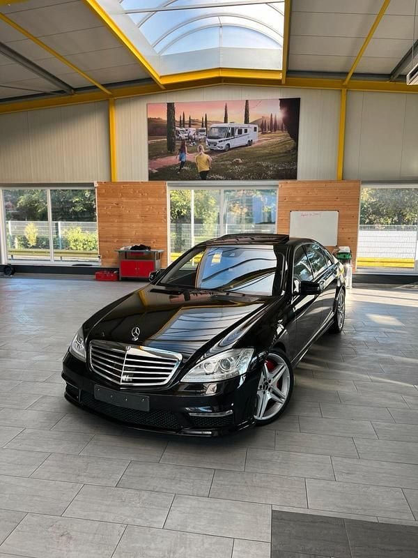 Schwarz Gebraucht 2011 Mercedes S63 AMG AMG Limousine | 24.999 € (Fairer Preis) - Bild 1/4