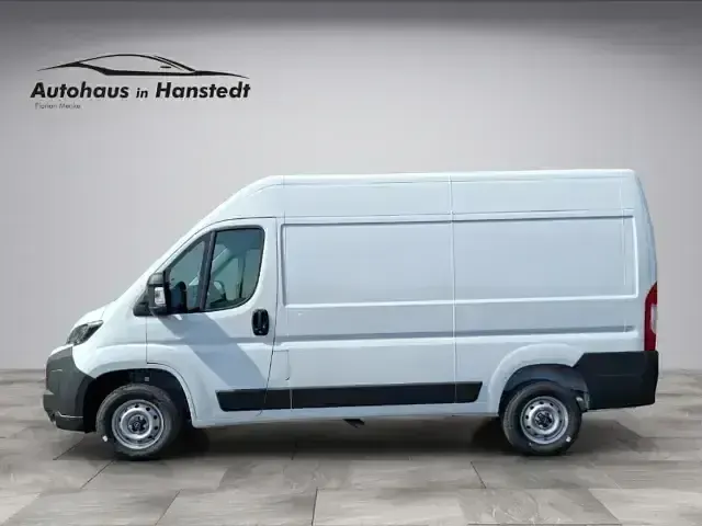 Gebraucht Opel Movano 140 PS (102 kW) 2025 Weiss Van