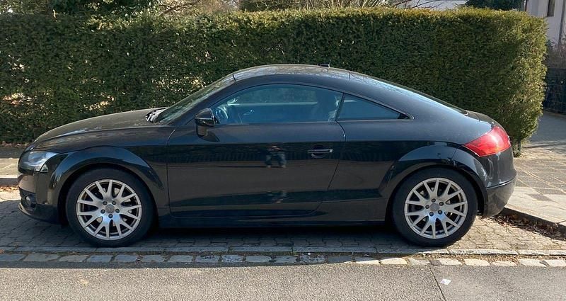 Gebraucht Audi TT 160 PS (117 kW) 2011 Schwarz Coupé